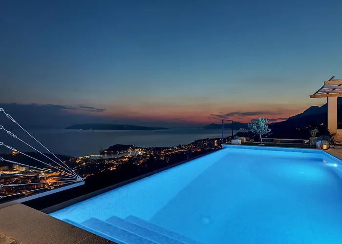 Kostela Μακάρσκα