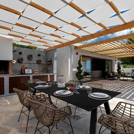 Villa Kostela *